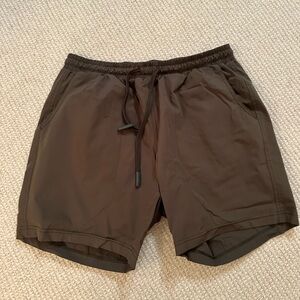 Bearbottom Base shorts in olive/brown 7 inches